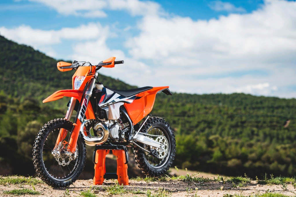 KTM EXC 2017 Models – Rebel X Sports Srl