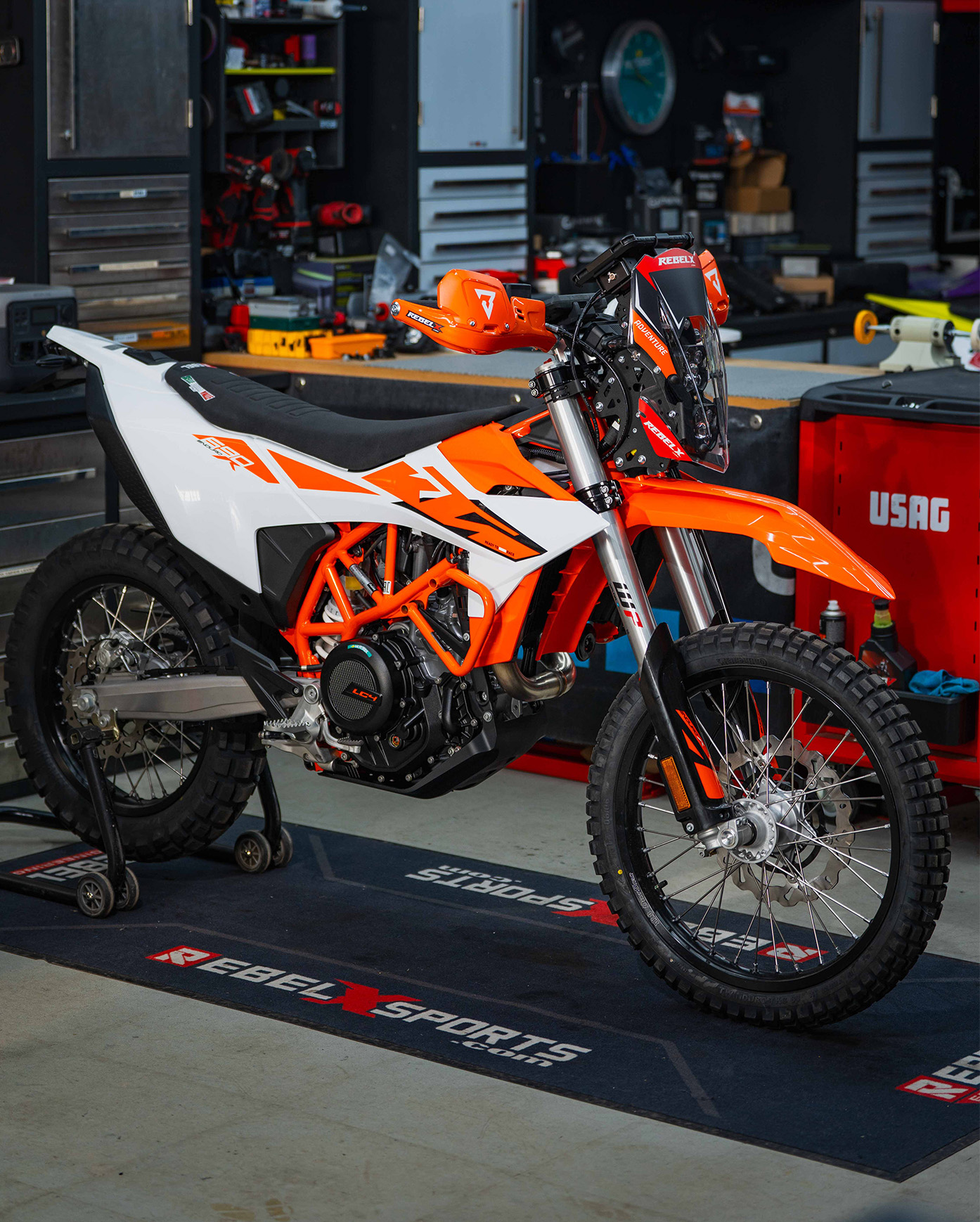 KTM 690 Enduro / SMC R Seat Cover - Orange With Black Pleated Top & Logo (2019-2022)